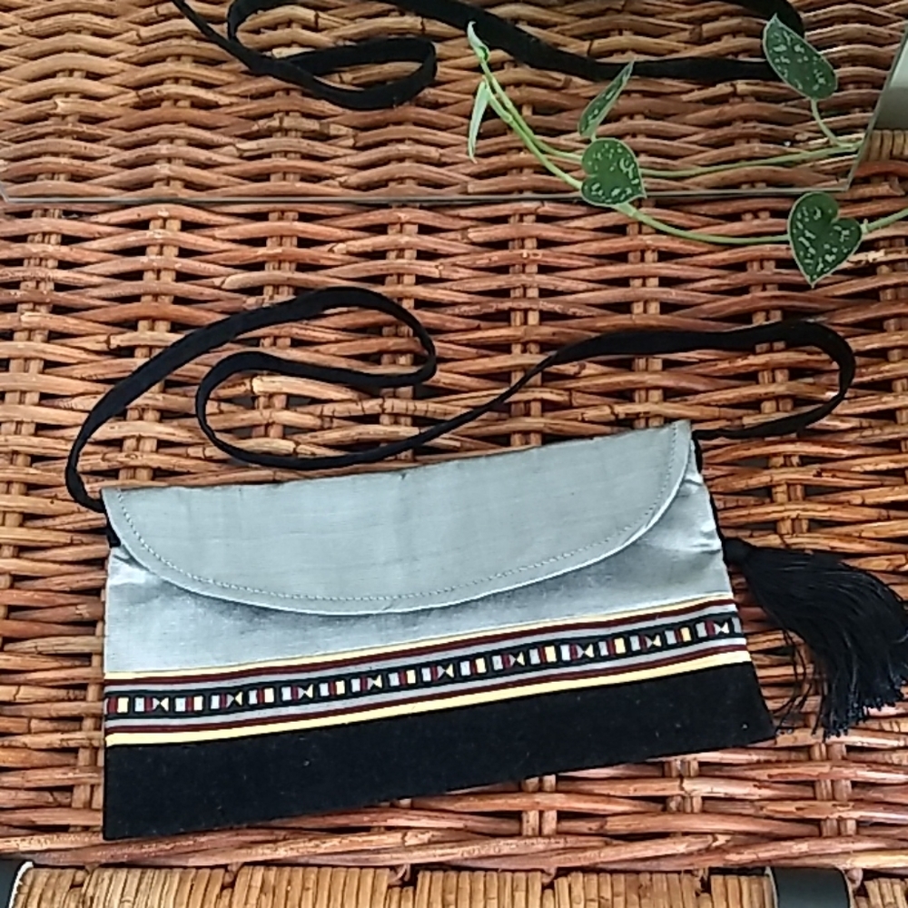Silk & Velvet 10000 Villages Bag Fair Trade